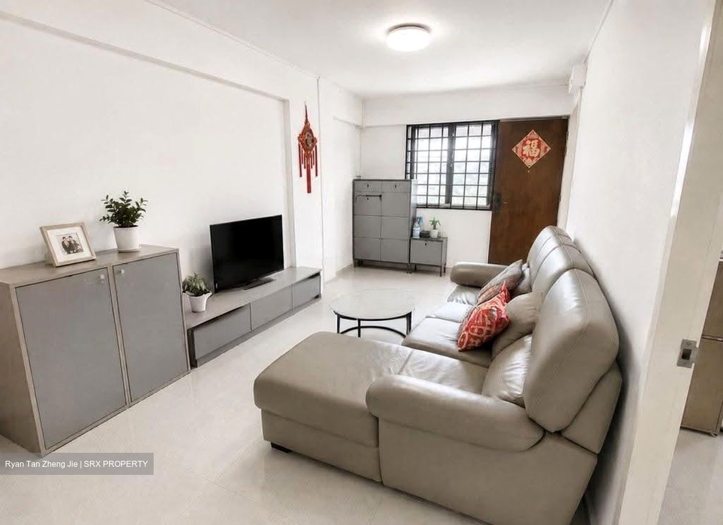 Blk 214 Jurong East Street 21 (Jurong East), HDB 3 Rooms #620842781